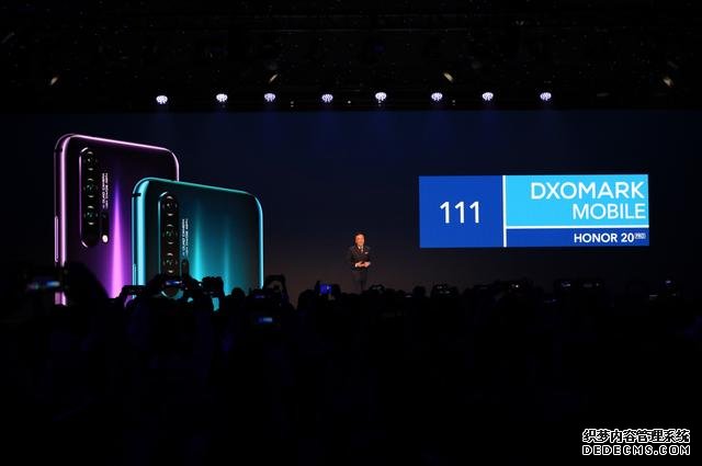 路透社：荣耀手机展示了中国的技术实力